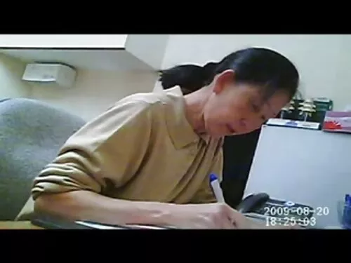 Докато наивникът раб ...